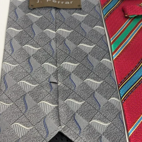 x4 Variety of Neck Ties Pierre Cardin, J. Ferrar and more - Picture 7 of 7